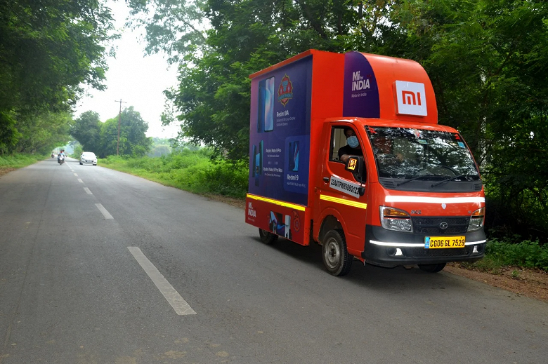 Xiaomi запускает передвижные магазины Mi Store on Wheels