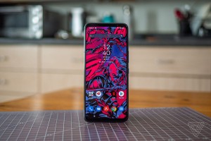 Игровой смартфон ASUS ROG Phone 5 получил RGB-подсветку