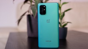 OnePlus 8T получил обновление Oxygen OS 11