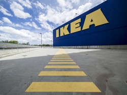 Времена. Союзники поделили Берлин, в Саратове заложен камень под IKEA