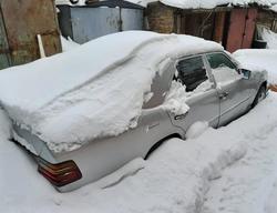 У должника за воду арестовали Mercedes-Benz