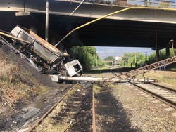 ЧП на 1-м Жилучастке. Движение по мосту открыто, газа пока нет