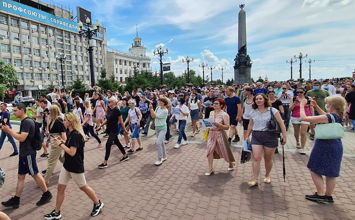 Жители Хабаровска второй день подряд вышли на улицы в поддержку Фургала