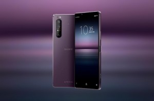 Лучший чехол для Sony Xperia 1 II