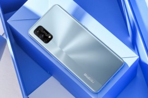 Realme 7 Pro с 65-Вт зарядкой оценен в 25 тысяч рублей