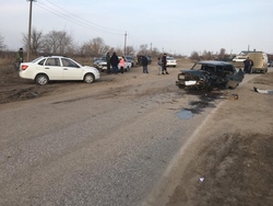 В Энгельсском районе произошло ДТП: один погиб, двое в больнице