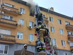 В пятиэтажке на проспекте Кирова загорелась квартира