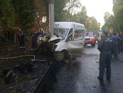 ДТП с маршруткой. Врачи борются за жизнь подростка