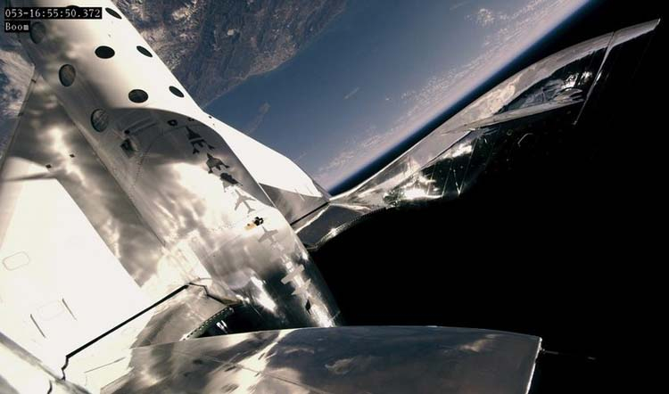 Virgin Galactic отложила первый космический круиз для туристов до 2021 года