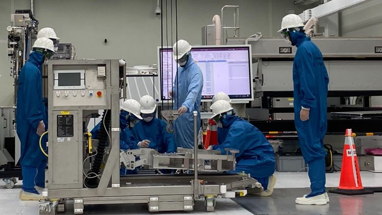 Инженеров TSMC работать с EUV научит сам производитель литографического оборудования ASML