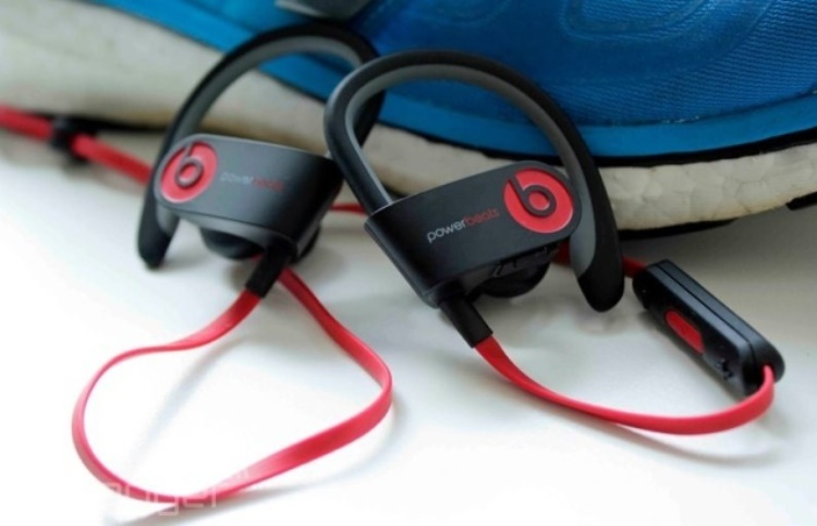 Apple так и не признала дефект в наушниках Powerbeats 2, но согласна выплатить их владельцам $10 млн компенсации