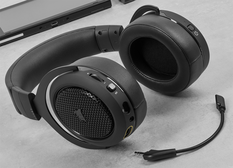 Проводная игровая гарнитура Corsair HS70 обладает поддержкой Bluetooth