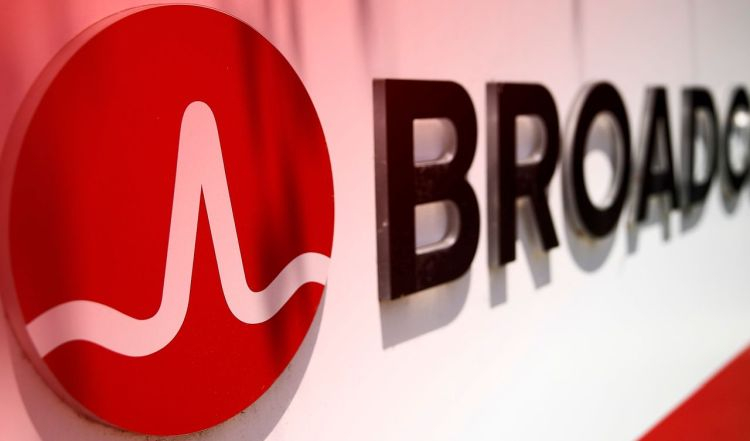 Акции Broadcom упали в цене на фоне слабого спроса в корпоративном сегменте