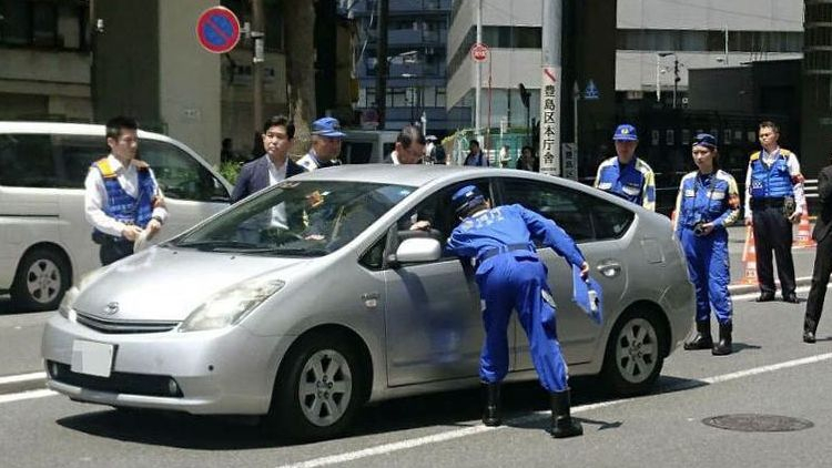 Японские автопроизводители стремятся угодить престарелым водителям, внедряя системы безопасности