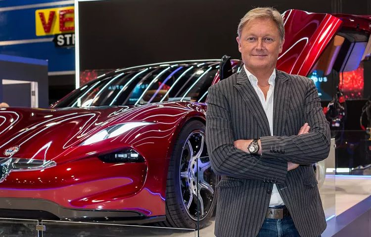 Fisker остановила разработку аккумуляторов для электромобилей с мгновенной зарядкой