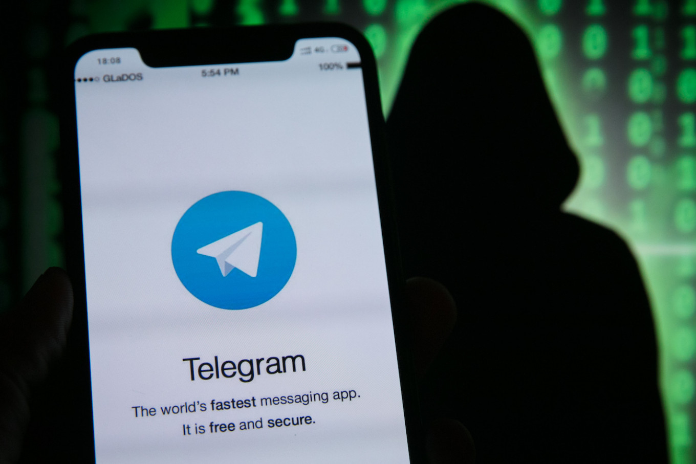 Мошенники начали использовать персональные данные от Telegram-ботов для шантажа россиян