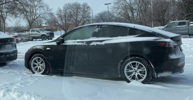 Первая зима позволила Tesla Model Y улучшить рекуперативное торможение