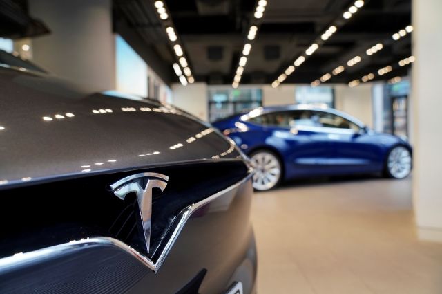 Tesla намерена приостановить работу своего завода в Калифорнии