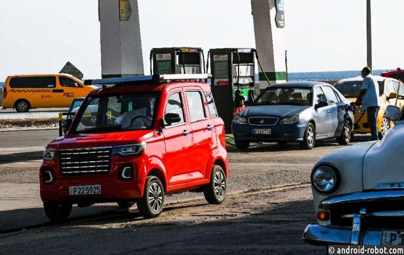 Бензина нет, машин нет: кубинцы переходят на электротранспорт