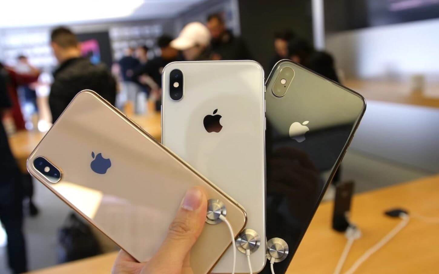 Какой iPhone купить летом 2022 года и не пожалеть