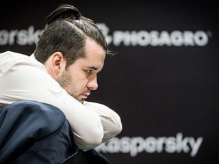 Champions Chess Tour. Непомнящий проиграл Со первый матч полуфинала