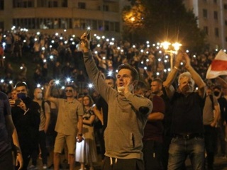 Один человек погиб в ходе ночных беспорядков в Минске. ЧП