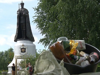 В Подмосковье уникальная старинная церковь может оказаться в окружении высоток. Вести-Москва