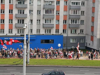 В центре Минска собираются протестующие