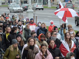 Протестующие все больше раздражают белорусов