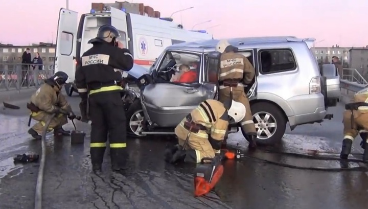 В Мурманской области нетрезвая женщина устроила смертельное ДТП, уходя от полиции