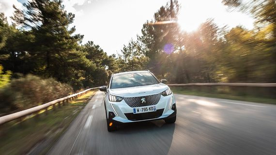 Peugeot 2008: Электрический львенок