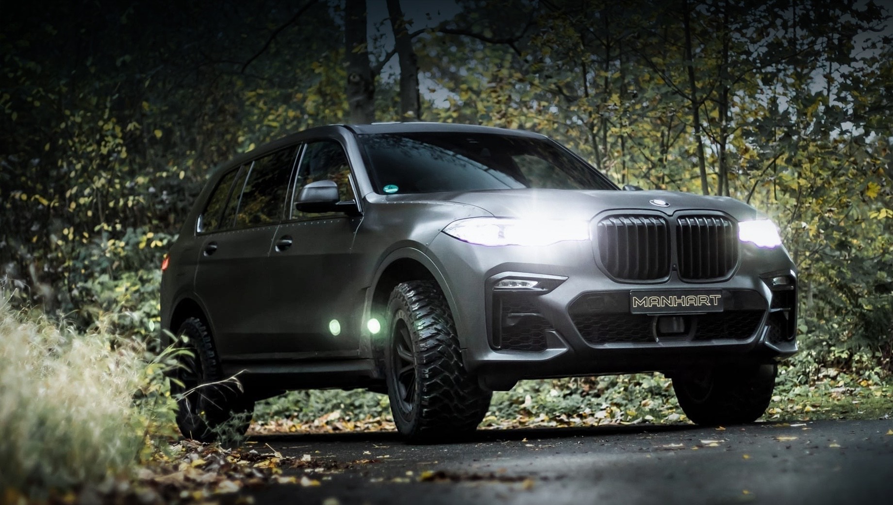 Модель BMW X7 превратилась в офроудер MHX7 650 Dirt Edition