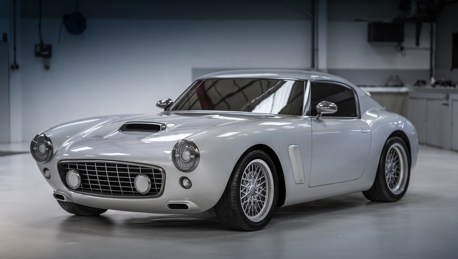 Группа RML напомнила о себе рестомодом Ferrari 250 GT SWB