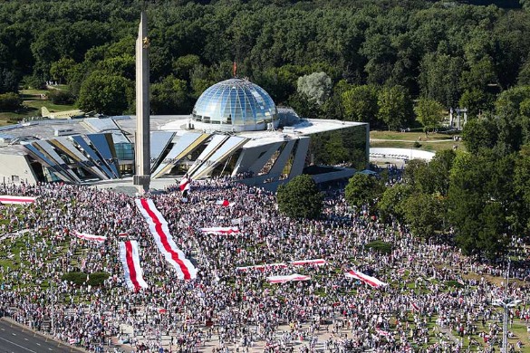 Эксперт исключил сотрудничество Кремля с 'марионеткой' Тихановской