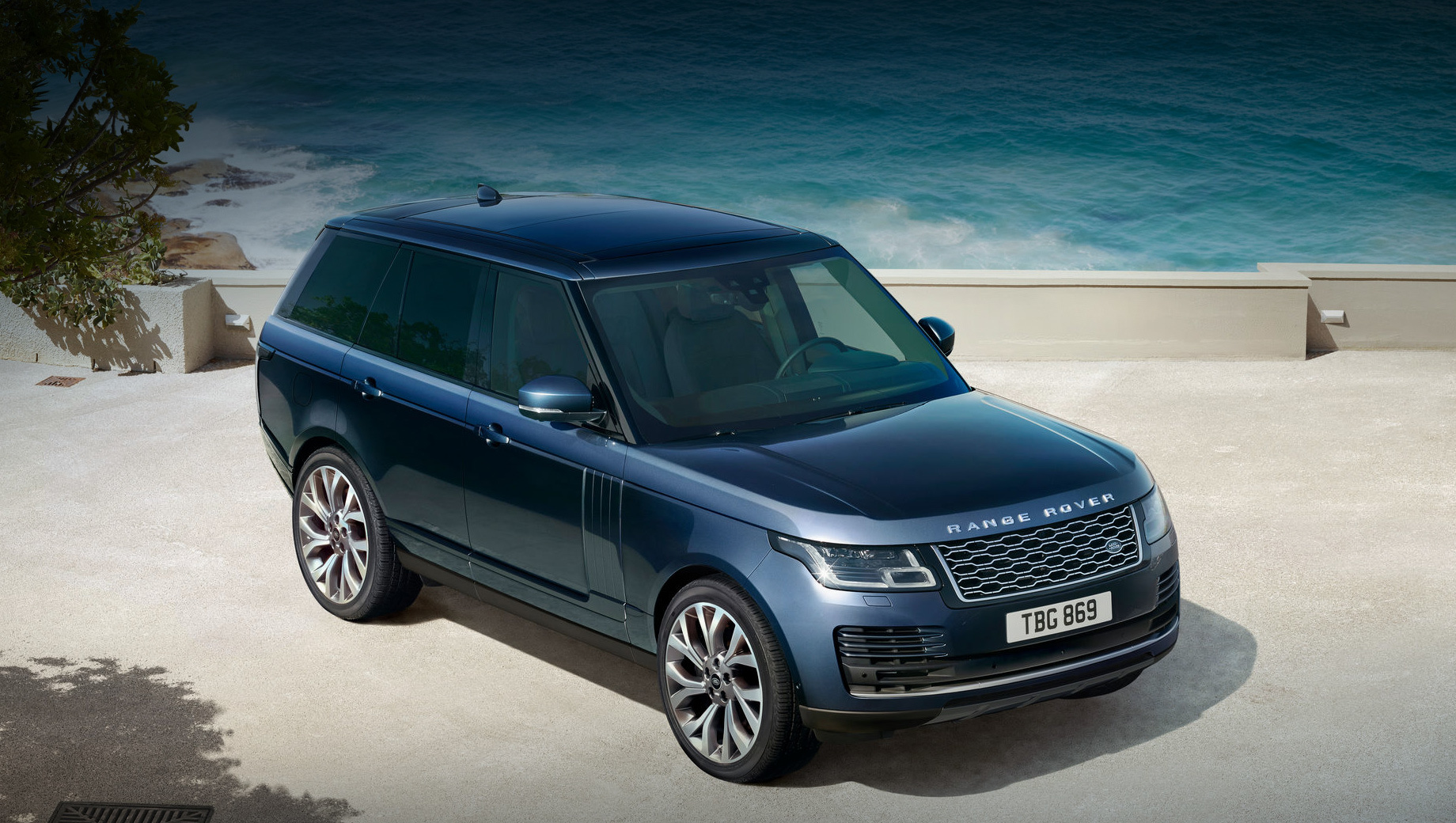 Range Rover в нескольких спецверсиях появится в России