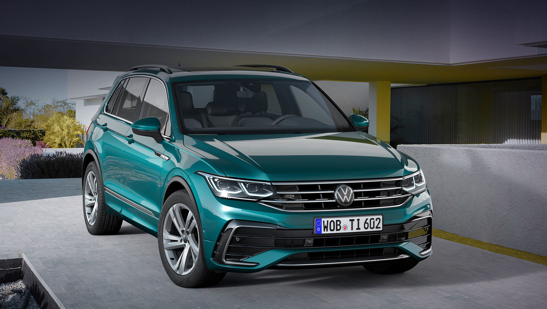 Volkswagen Tiguan подешевел после рестайлинга