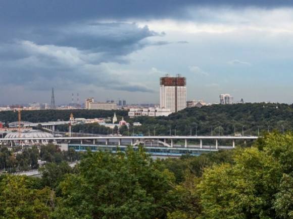 В Москве плюс двадцать, возможны грозы