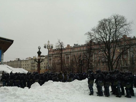 Суд арестовал Сайд-Мухаммада Джумаева, который подрался с ОМОН на акции протеста