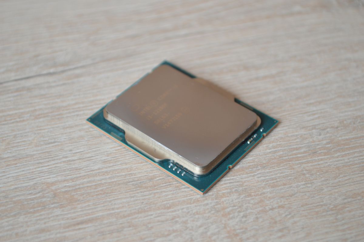 Обзор процессора Intel Core i3-12100F