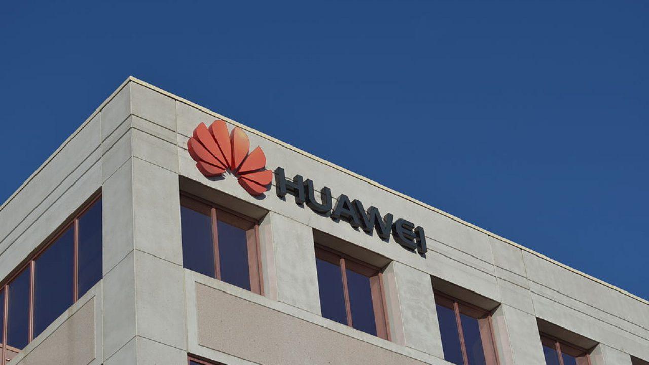 Huawei пытается воспользоваться поражением Трампа на выборах