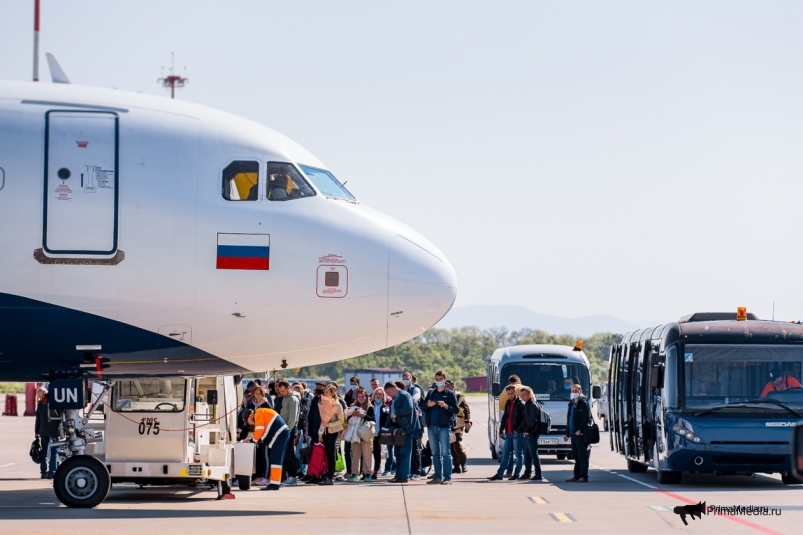 На авиабилеты из Владивостока будет доступна новая льгота для поездок семьей