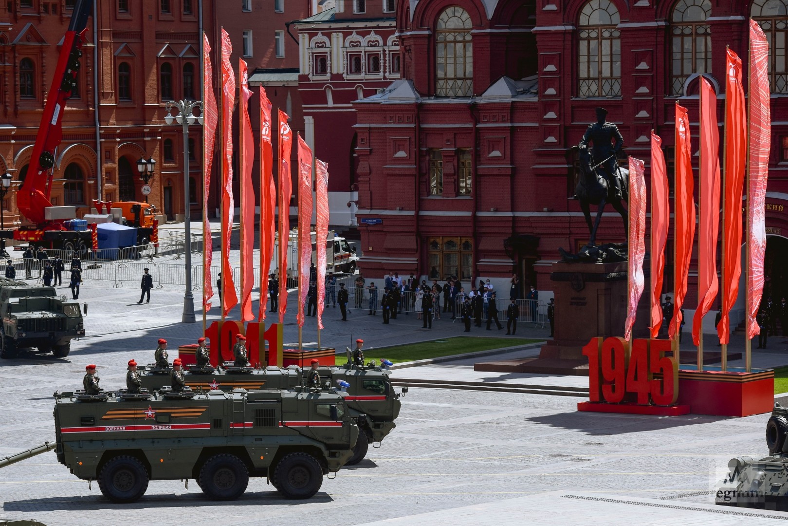 В Москве проходит парад Победы