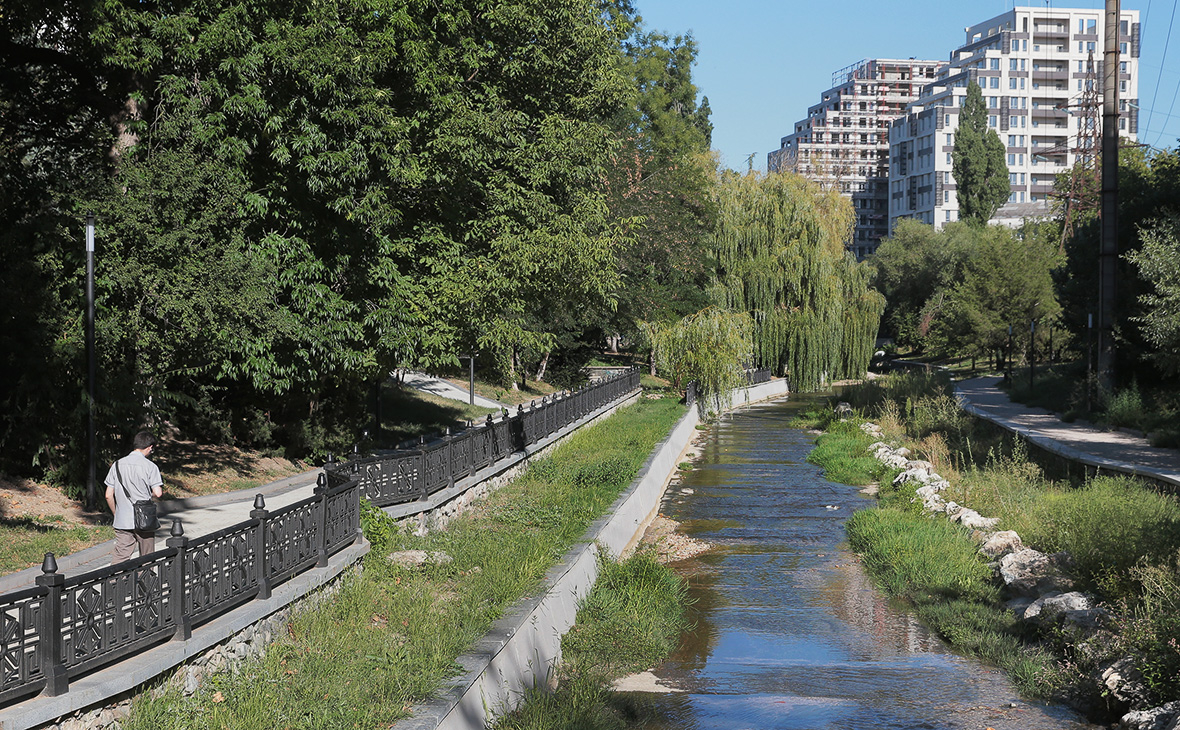 В Крыму частично пересохли питающие водохранилища реки