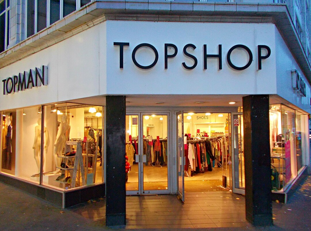 Владелец бренда Topshop заявил о банкротстве