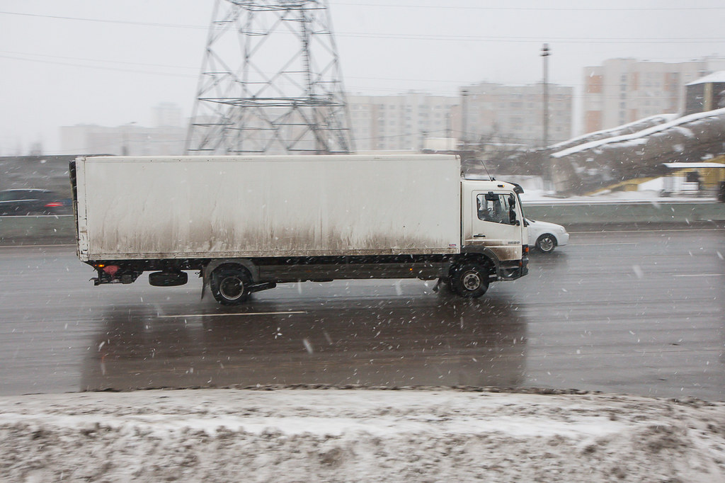 В Москве отложили новые ограничения на МКАД. Из-за них бизнес предупреждал о подорожании продуктов