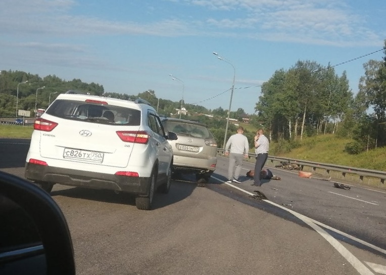 Подслушано в сафоново смоленской. ДТП В Сафоново Смоленской области. Авария на трассе м1в Саф. Авария в Сафоново на трассе.