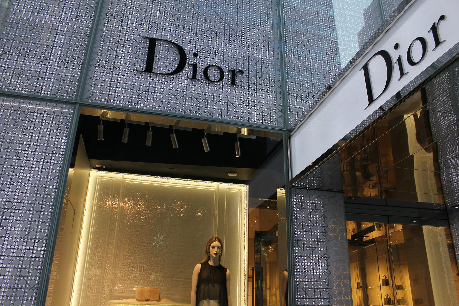 Россияне оставили в бутиках Dior за год рекордные 3,5 миллиарда рублей