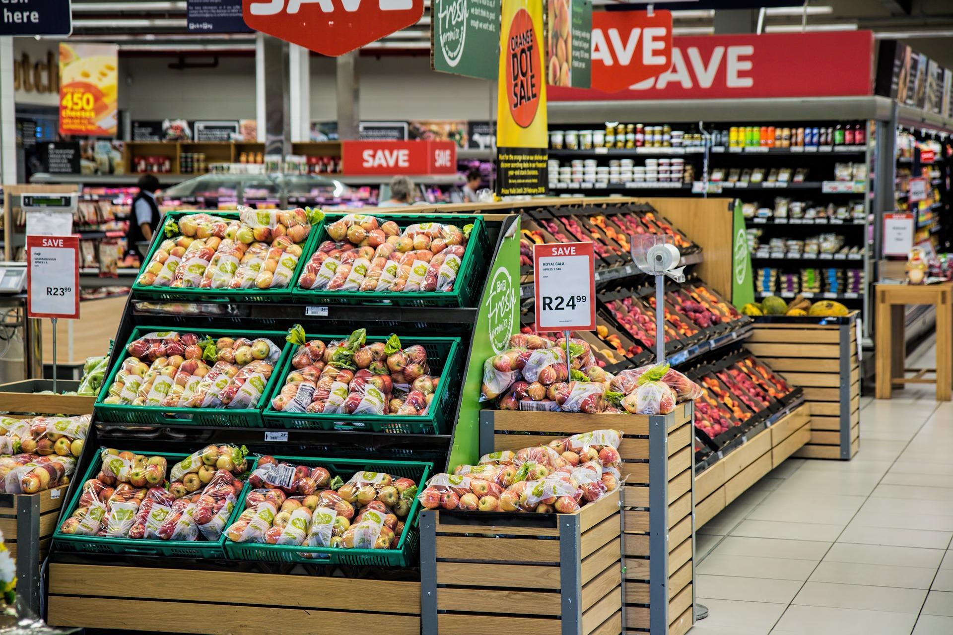 Упало на пол — снять с продажи. Роспотребнадзор обнародовал новые санитарные требования к магазинам