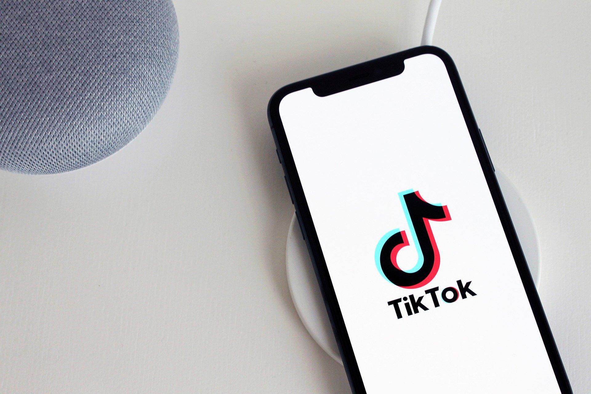 Трамп подписал указ о борьбе с 'угрозой' TikTok