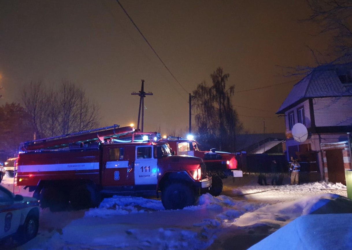 СК возбудил дело после смертельного пожара в нелегальном доме престарелых под Тюменью